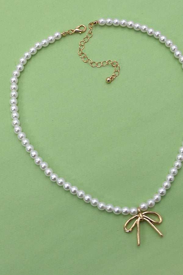 Bow Pearl Necklace