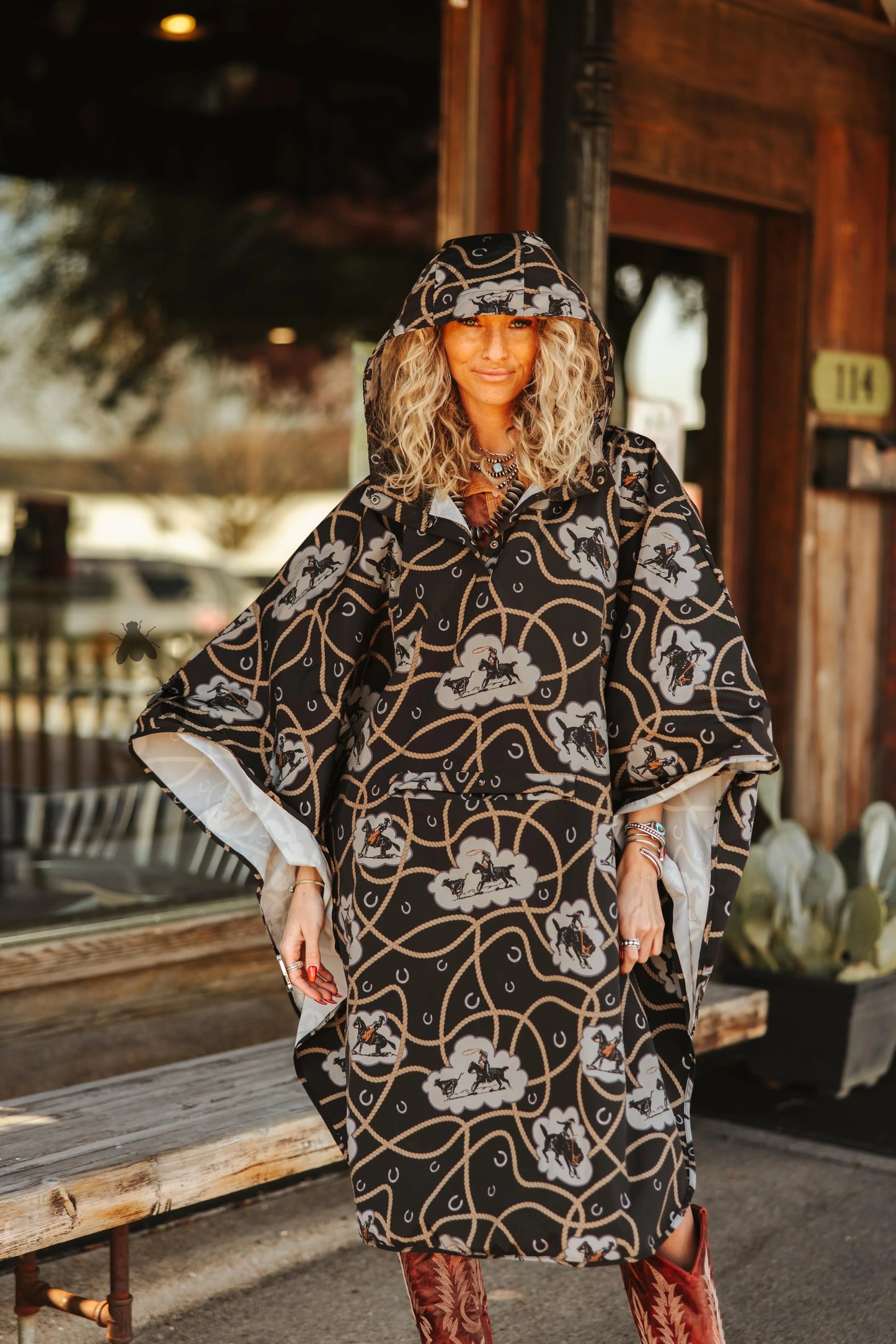 Paluxy Poncho Buck Off