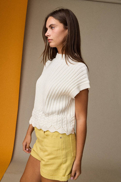 Rory Sleeveless Mockneck