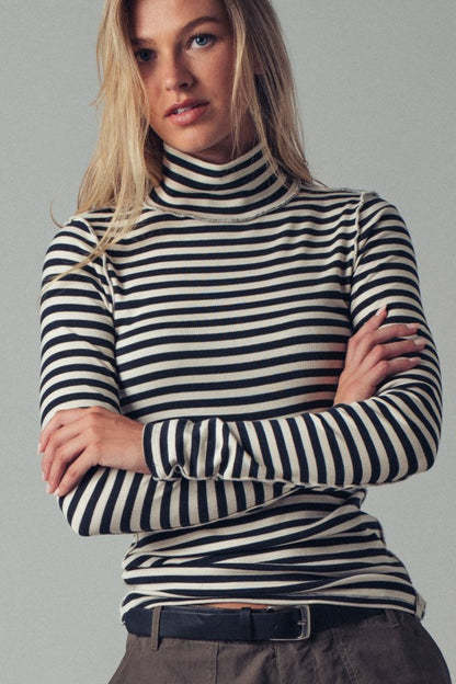 Stripe Mockneck-Black