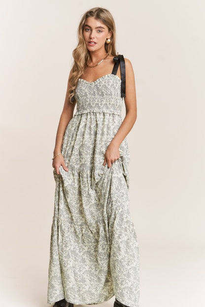 Vintage Empire Neckline