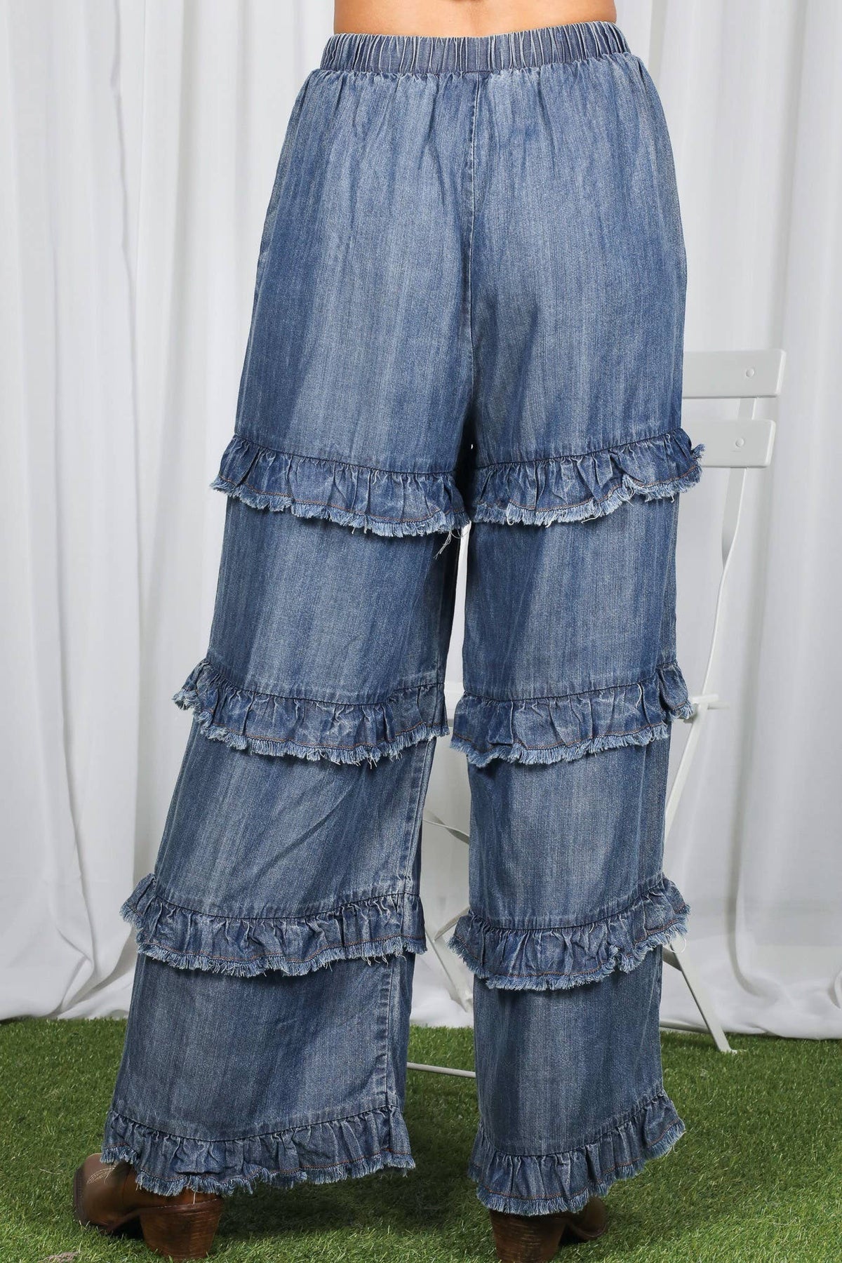 Frayed Ruffle Denim Pants