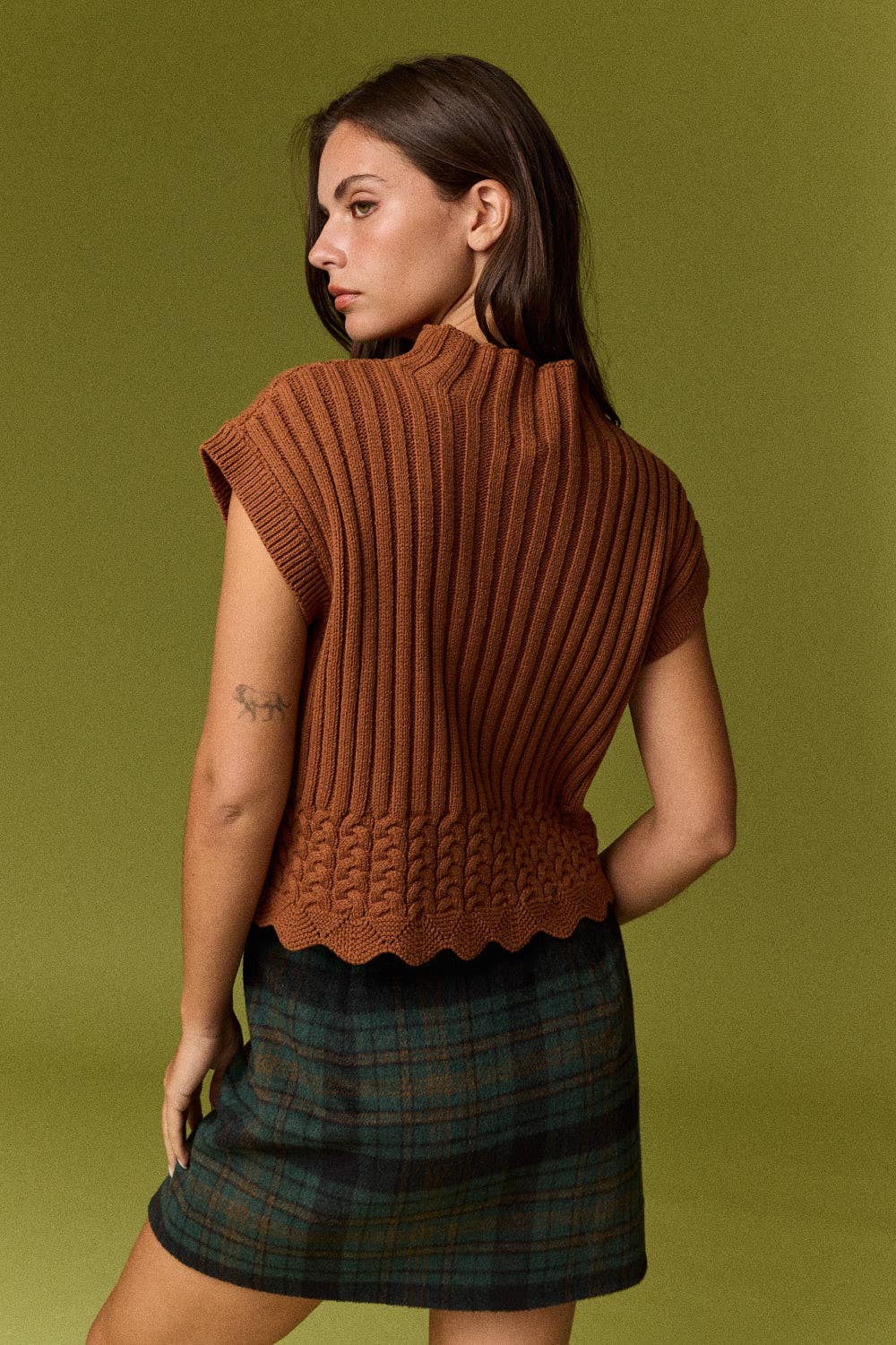Rory Sleeveless Mockneck