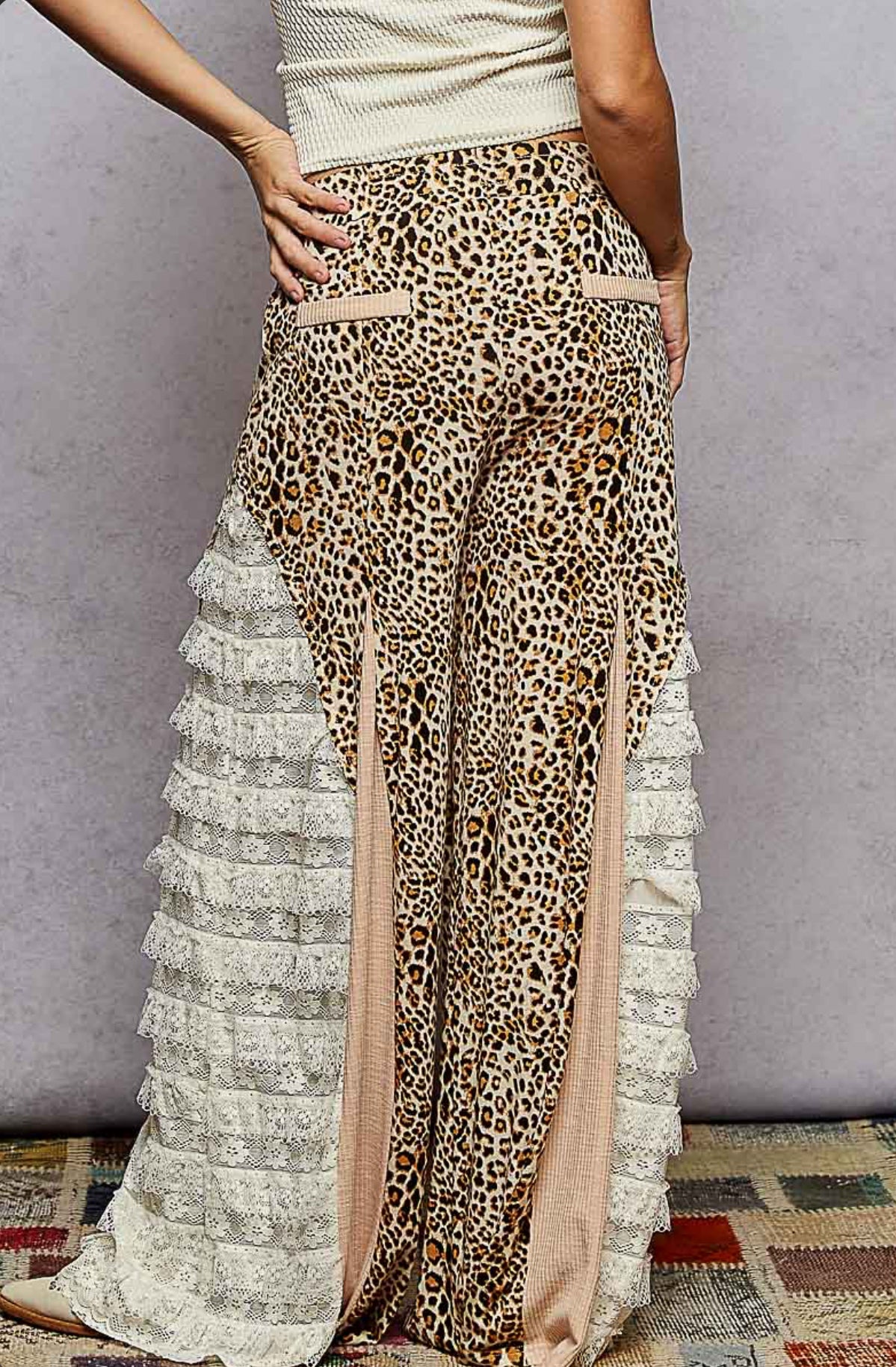 POL ANIMAL LACE PANTS