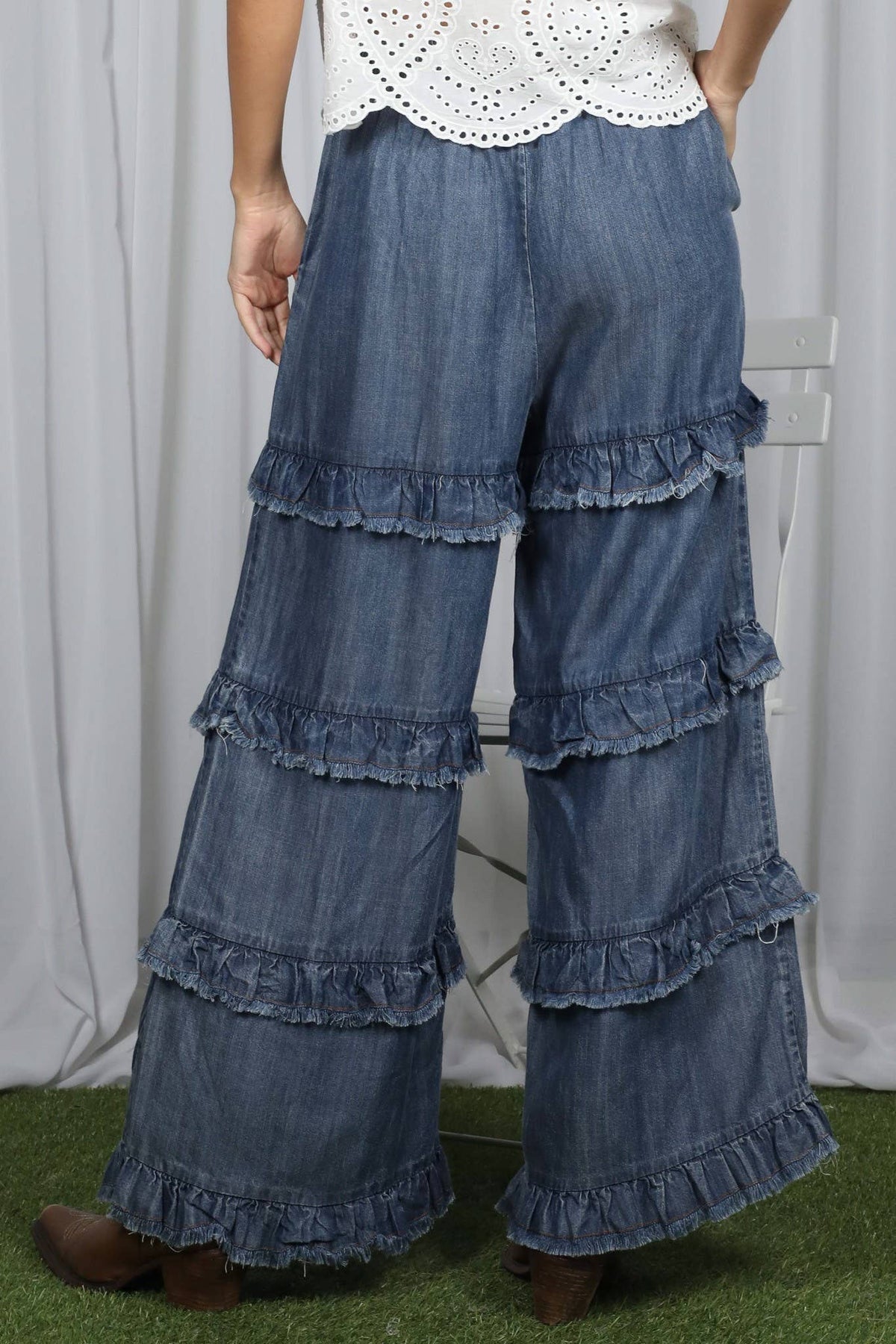 Frayed Ruffle Denim Pants