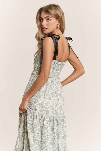 Vintage Empire Neckline