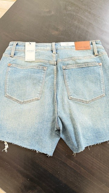 Judy Blue CURVY SHORTS Vintage Wash Button Fly